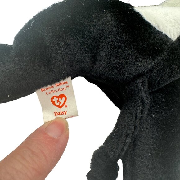 Ty Beanie Baby Daisy The Cow Collectible Plush Toy 94 - Picture 7 of 8